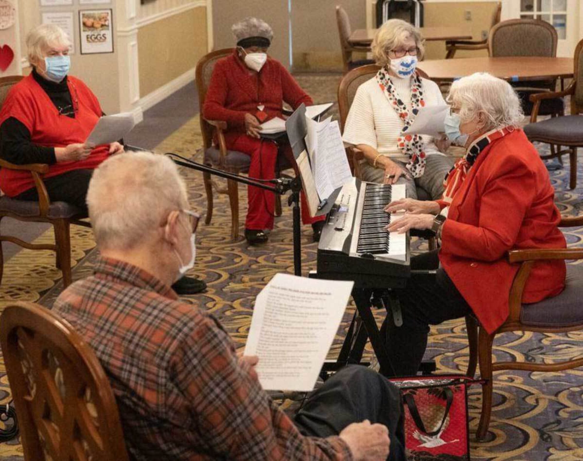 Veterans get valentines from seniors
