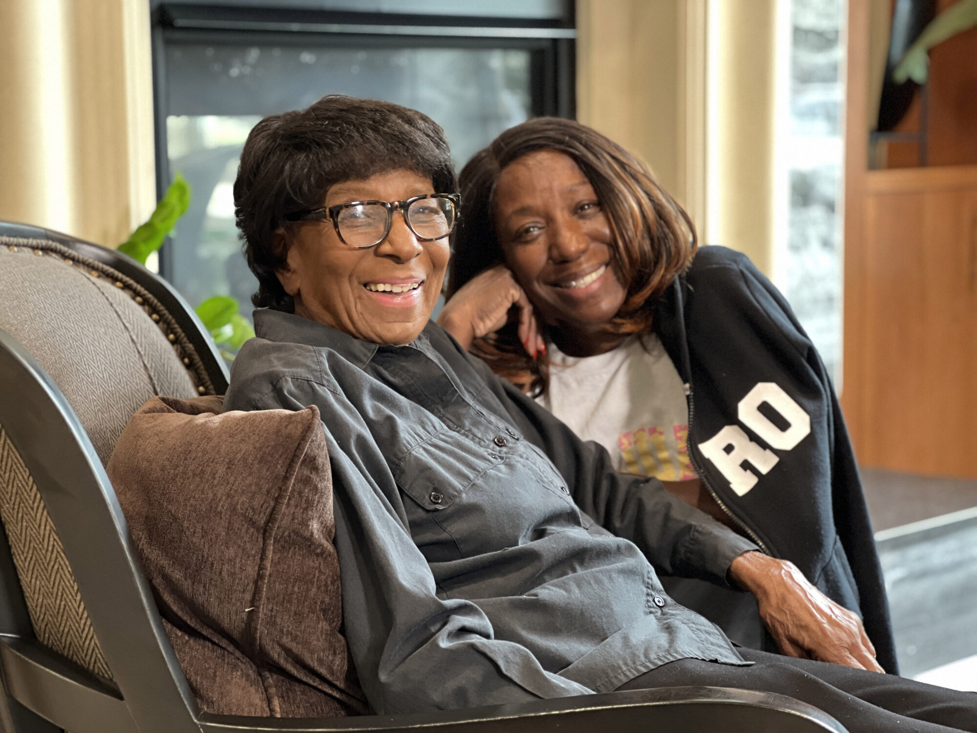 Sv mother daughter 4491